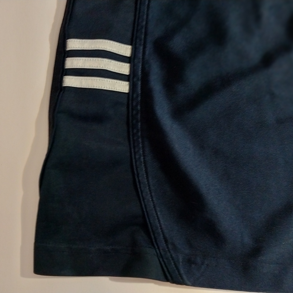 Adidas Men's Vintage Size XL  Navy Blue Athletic Shorts - Picture 4 of 13